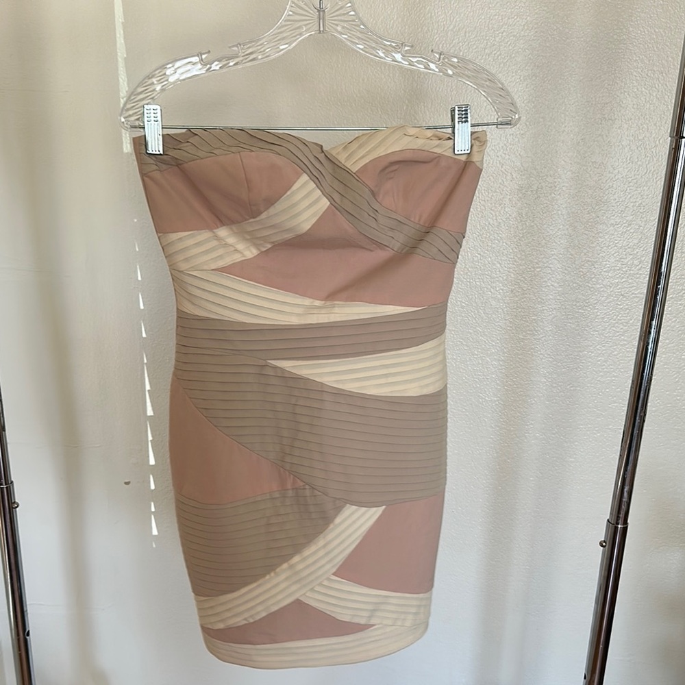 Gianni Bini Strapless Dress in Cream and Tan